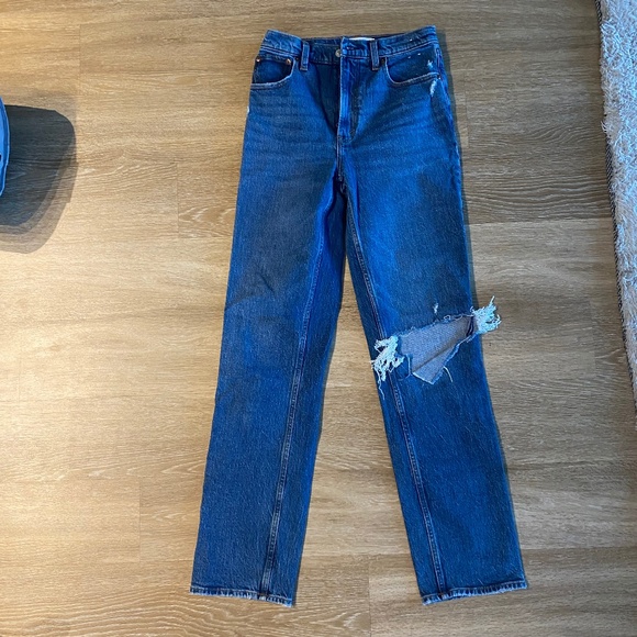 Abercrombie & Fitch the 90's straight leg high rise jean - Picture 1 of 5